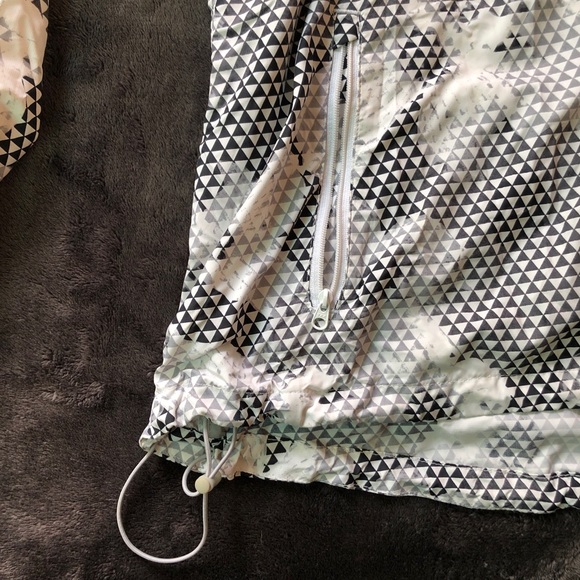 Nike Jacket - Picture 3 of 4